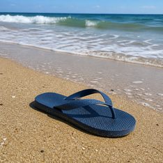 Illustration for flip-flop, sandal, thong