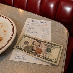 Encoding image for diner + -o